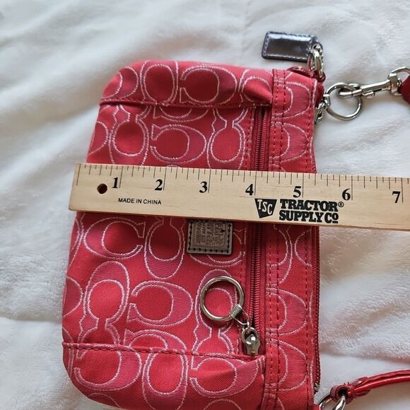 COACH Poppy Signature Lurex Large Wristlet Pouch Bag Ruby Silver EUC - Picture 8 of 10